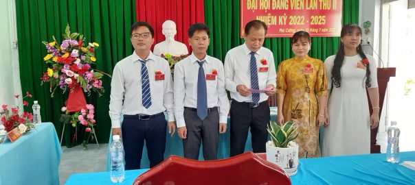 Chi ủy Chi bộ Trường Tiểu học Phú Cường 1 ra mắt Đại hội